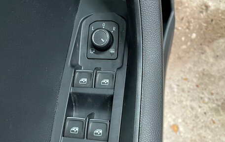 Skoda Karoq I, 2025 год, 3 000 000 рублей, 17 фотография