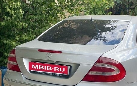 Mercedes-Benz CLK-Класс, 2004 год, 650 000 рублей, 4 фотография