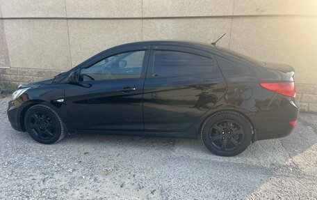 Hyundai Solaris II рестайлинг, 2012 год, 560 000 рублей, 5 фотография