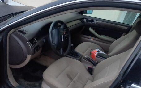 Audi A6, 1998 год, 300 000 рублей, 6 фотография