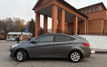 Hyundai Solaris II рестайлинг, 2016 год, 1 050 000 рублей, 2 фотография