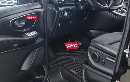 Mercedes-Benz V-Класс, 2018 год, 5 550 000 рублей, 6 фотография