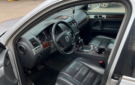 Volkswagen Touareg III, 2008 год, 670 000 рублей, 2 фотография