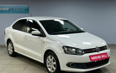 Volkswagen Polo VI (EU Market), 2015 год, 888 000 рублей, 3 фотография