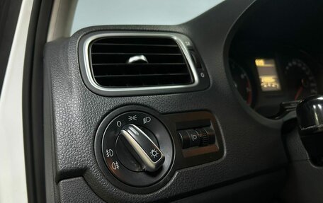 Volkswagen Polo VI (EU Market), 2015 год, 888 000 рублей, 10 фотография