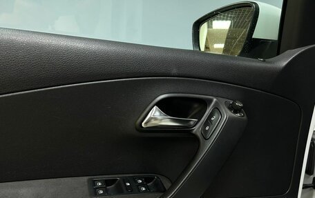 Volkswagen Polo VI (EU Market), 2015 год, 888 000 рублей, 11 фотография