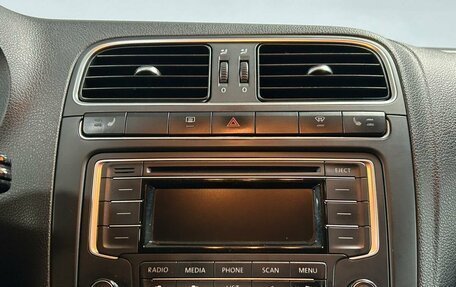 Volkswagen Polo VI (EU Market), 2015 год, 888 000 рублей, 19 фотография