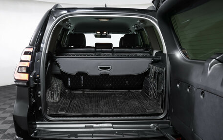 Toyota Land Cruiser Prado 150 рестайлинг 2, 2019 год, 5 199 000 рублей, 10 фотография