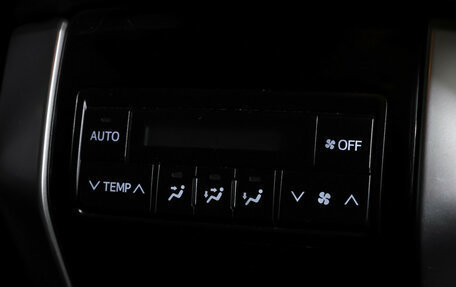 Toyota Land Cruiser Prado 150 рестайлинг 2, 2019 год, 5 199 000 рублей, 13 фотография