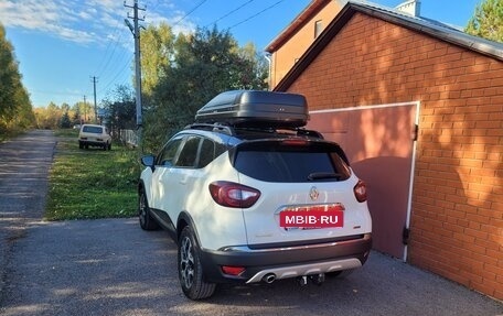 Renault Kaptur I рестайлинг, 2017 год, 1 325 000 рублей, 4 фотография