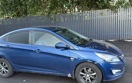 Hyundai Solaris II рестайлинг, 2015 год, 745 000 рублей, 4 фотография