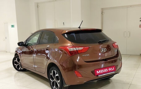 Hyundai i30 II рестайлинг, 2012 год, 1 077 000 рублей, 2 фотография