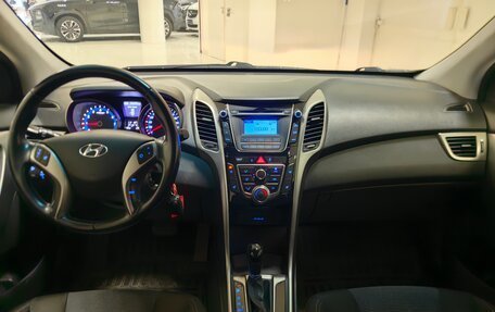 Hyundai i30 II рестайлинг, 2012 год, 1 077 000 рублей, 11 фотография