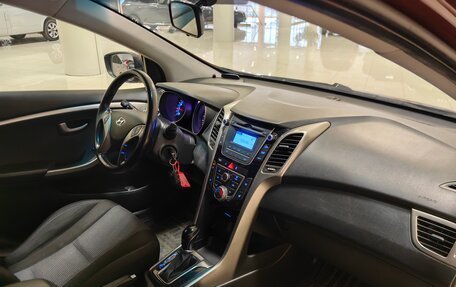 Hyundai i30 II рестайлинг, 2012 год, 1 077 000 рублей, 12 фотография