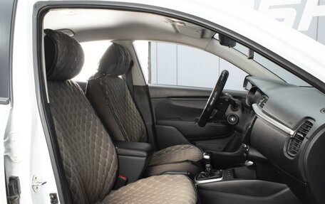 KIA Rio IV, 2017 год, 1 365 000 рублей, 8 фотография