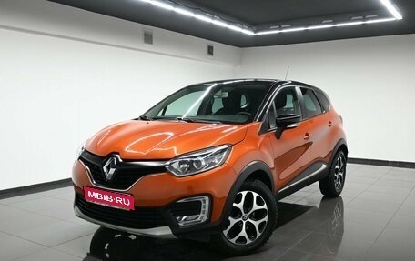 Renault Kaptur I рестайлинг, 2017 год, 1 595 000 рублей, 1 фотография