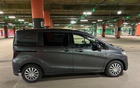 Honda Freed I, 2012 год, 1 290 000 рублей, 8 фотография