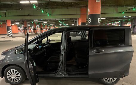 Honda Freed I, 2012 год, 1 290 000 рублей, 13 фотография