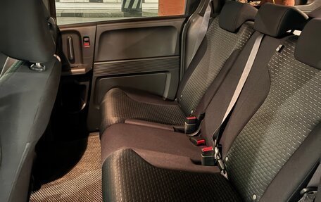 Honda Freed I, 2012 год, 1 290 000 рублей, 16 фотография