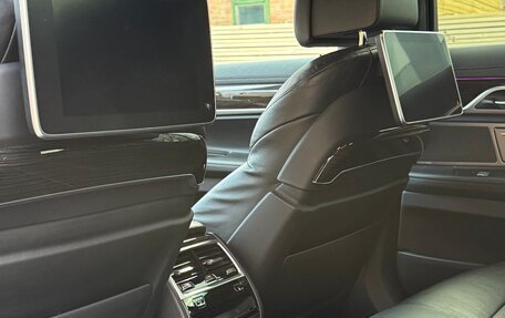 BMW 7 серия, 2017 год, 3 250 000 рублей, 8 фотография