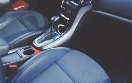 Opel Astra J, 2011 год, 600 000 рублей, 7 фотография