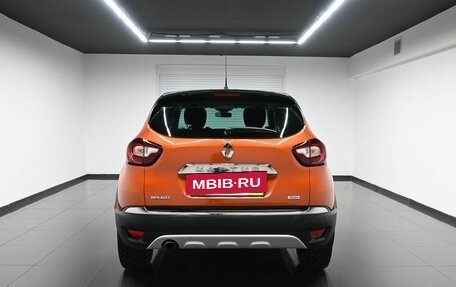 Renault Kaptur I рестайлинг, 2017 год, 1 595 000 рублей, 4 фотография