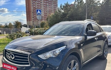Infiniti QX70, 2013 год, 2 450 000 рублей, 1 фотография