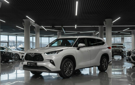 Toyota Highlander, 2025 год, 6 350 000 рублей, 1 фотография