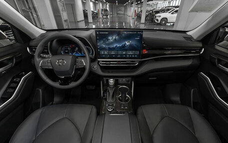 Toyota Highlander, 2025 год, 6 350 000 рублей, 8 фотография