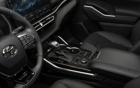 Toyota Highlander, 2025 год, 6 350 000 рублей, 17 фотография