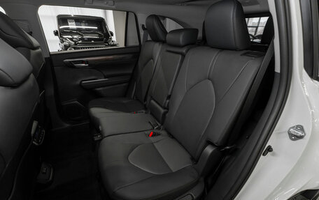 Toyota Highlander, 2025 год, 6 350 000 рублей, 14 фотография