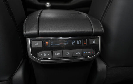 Toyota Highlander, 2025 год, 6 350 000 рублей, 15 фотография