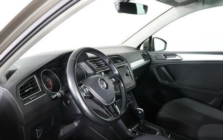 Volkswagen Tiguan II, 2017 год, 2 099 000 рублей, 9 фотография