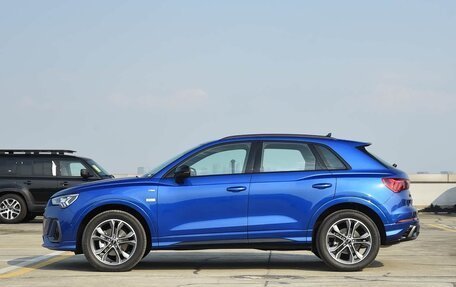 Audi Q3, 2025 год, 3 900 000 рублей, 8 фотография