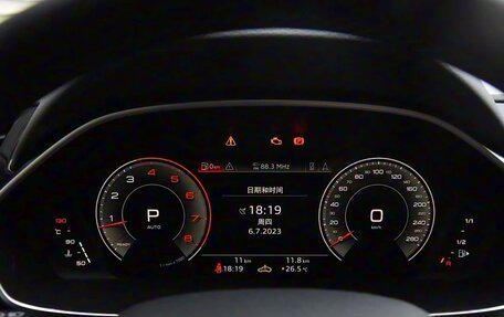 Audi Q3, 2025 год, 3 900 000 рублей, 13 фотография