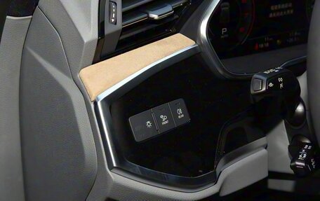 Audi Q3, 2025 год, 3 900 000 рублей, 28 фотография