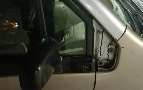 Honda Mobilio I, 2002 год, 240 000 рублей, 21 фотография