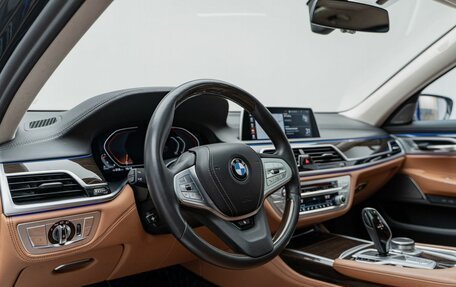 BMW 7 серия, 2021 год, 6 890 000 рублей, 13 фотография