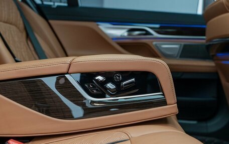 BMW 7 серия, 2021 год, 6 890 000 рублей, 34 фотография