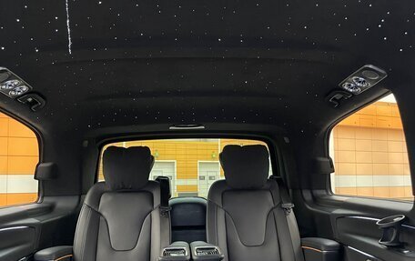 Mercedes-Benz V-Класс, 2016 год, 5 500 000 рублей, 5 фотография