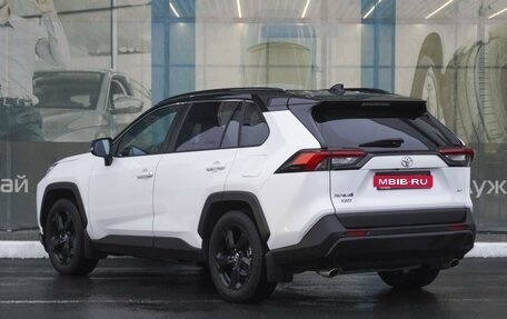 Toyota RAV4, 2021 год, 3 679 000 рублей, 2 фотография