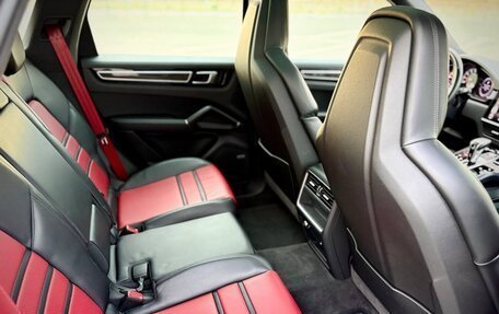 Porsche Cayenne III, 2020 год, 10 000 000 рублей, 19 фотография