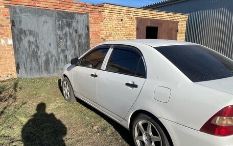 Toyota Corolla, 2001 год, 550 000 рублей, 4 фотография