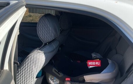 Toyota Corolla, 2001 год, 550 000 рублей, 14 фотография