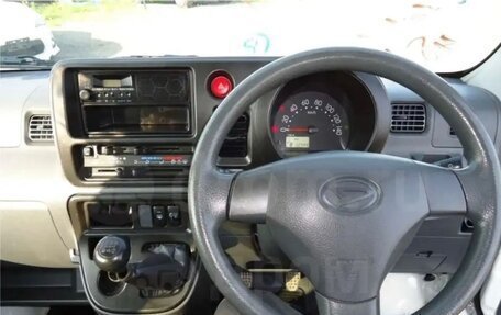 Daihatsu Hijet X, 2015 год, 640 000 рублей, 2 фотография