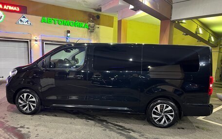 Peugeot Traveller I, 2018 год, 2 990 000 рублей, 9 фотография