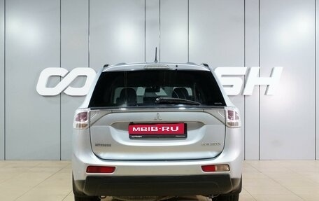 Mitsubishi Outlander III рестайлинг 3, 2012 год, 1 620 000 рублей, 4 фотография