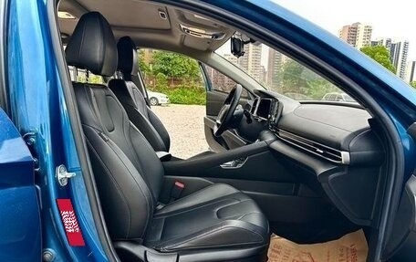 Hyundai Elantra, 2021 год, 1 600 000 рублей, 8 фотография