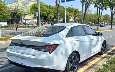 Hyundai Elantra, 2021 год, 1 600 000 рублей, 4 фотография