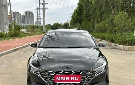 Hyundai Elantra, 2021 год, 1 600 000 рублей, 2 фотография